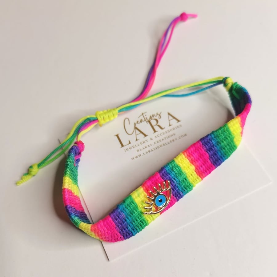 Eye anklet
