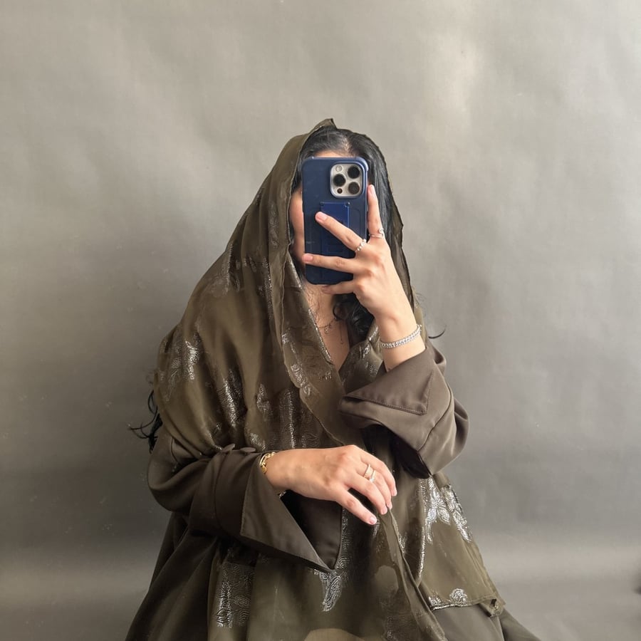 F32