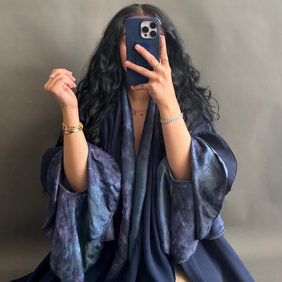 F33