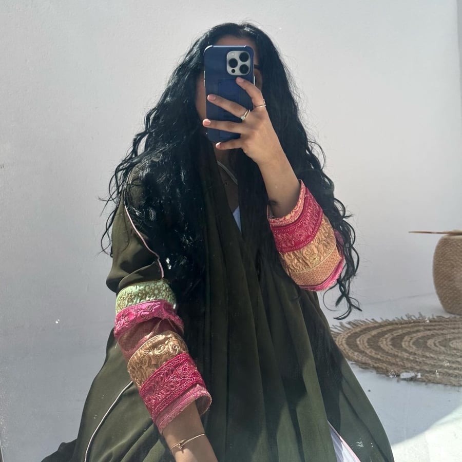 E94