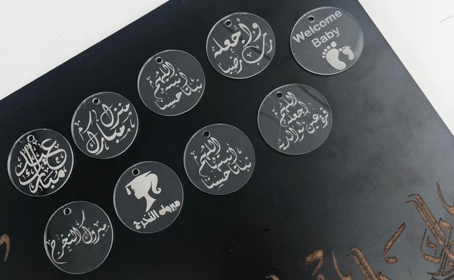 اكريلك حسب الطلب