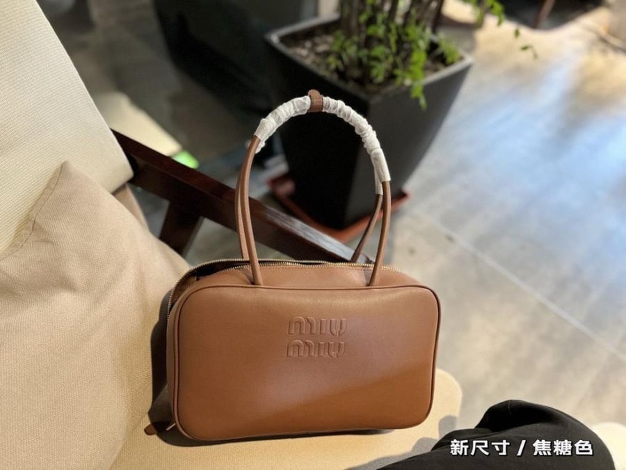 Miumiu يد طويله هاي كوالتي
