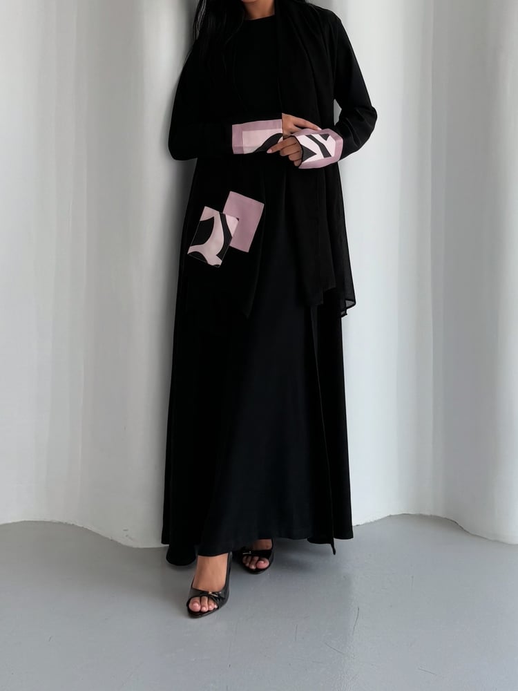Pink and Black - R20