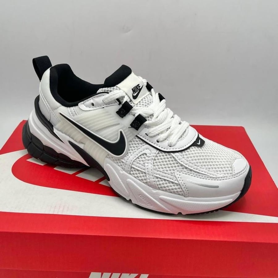 Nike V2K White black