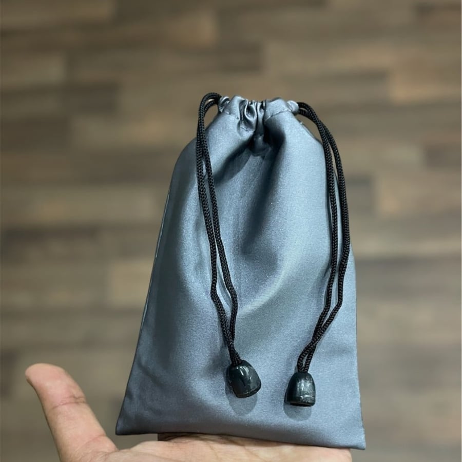 A holder for prayer beads
