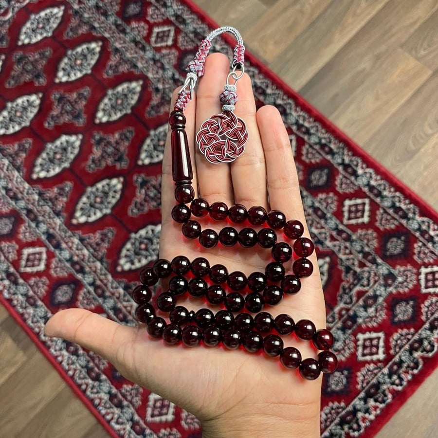 بكلايت عنابي