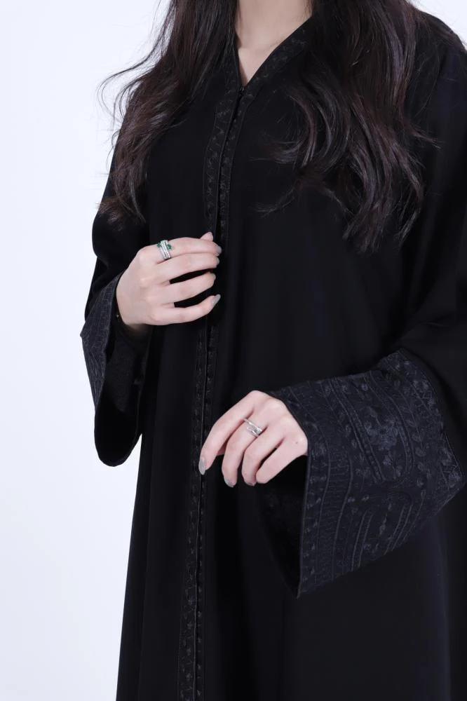 عبايات انيقه لتناسب جميع المناسبات والسهرات