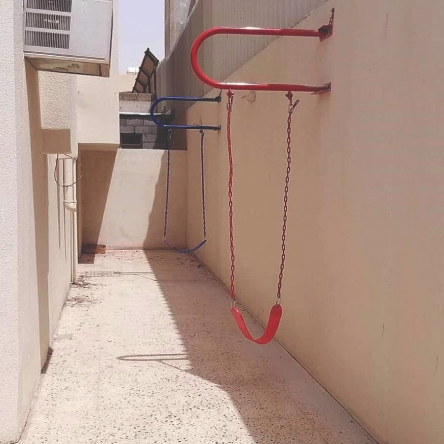 مرجيحة جدارية
