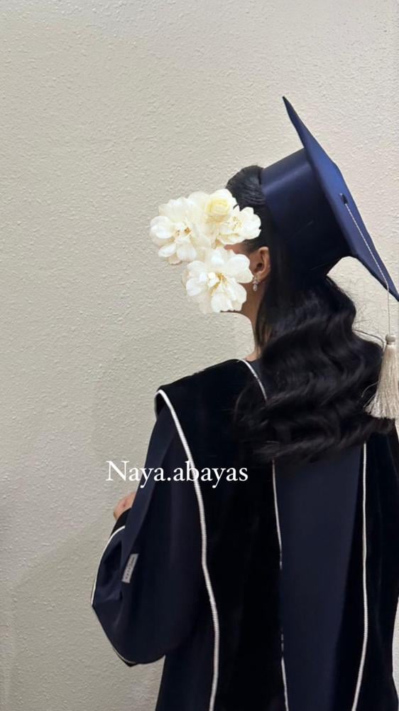 عبايا تخرج تفته كحلي وشاح قطيفه اسود