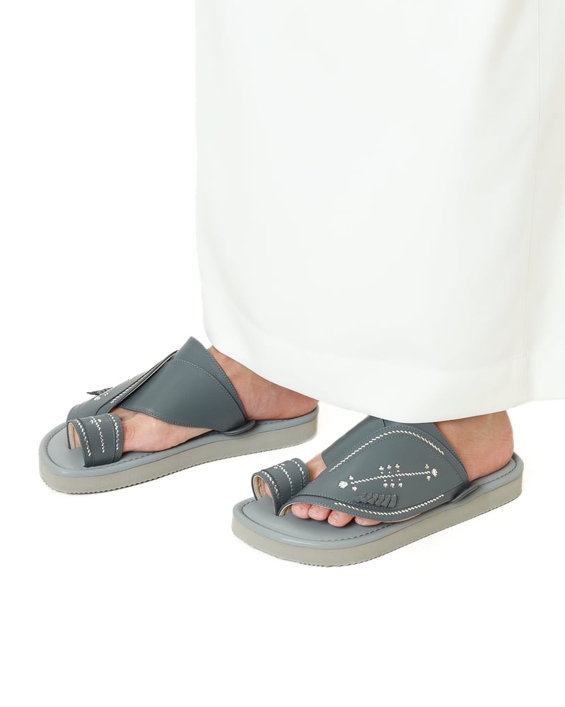 حذاء هماس