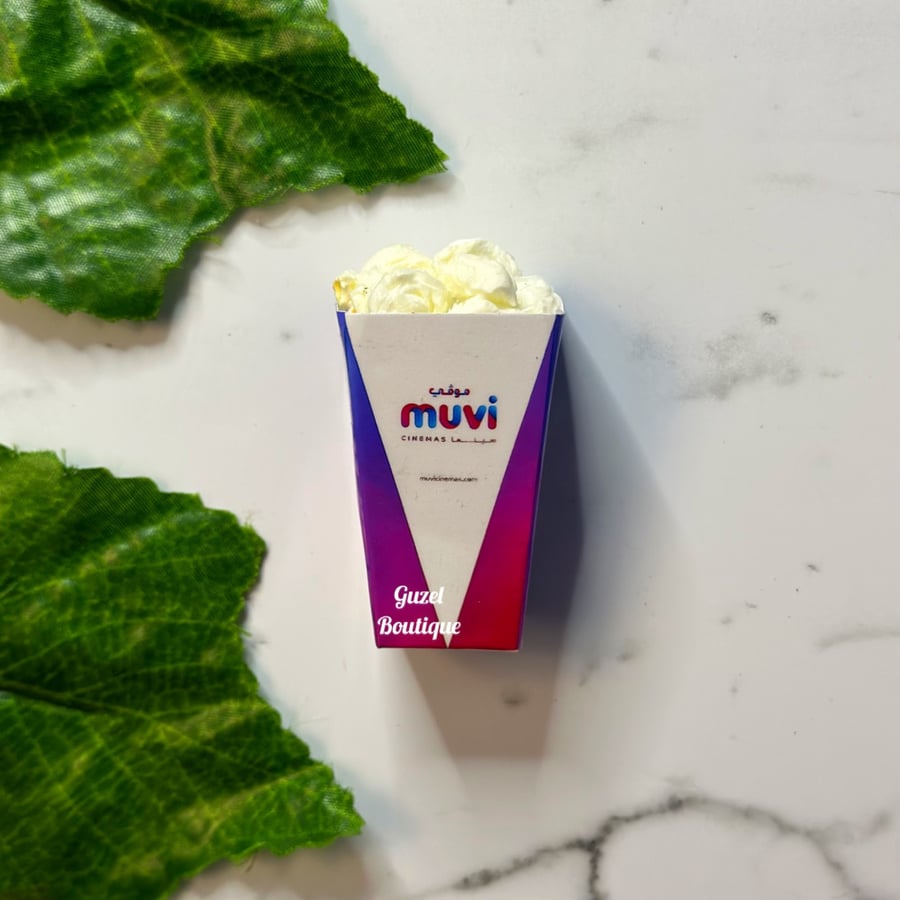 Movie popcorn magnet