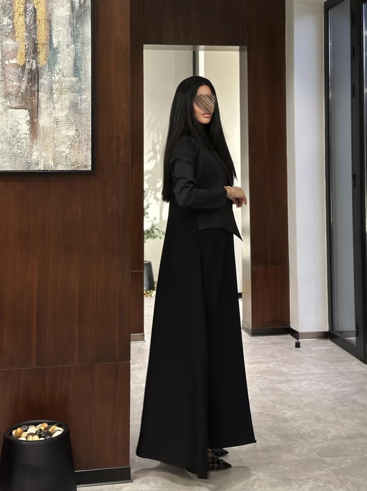 عباية كريب مع سديري تفته من جانب واحد نص كلوش