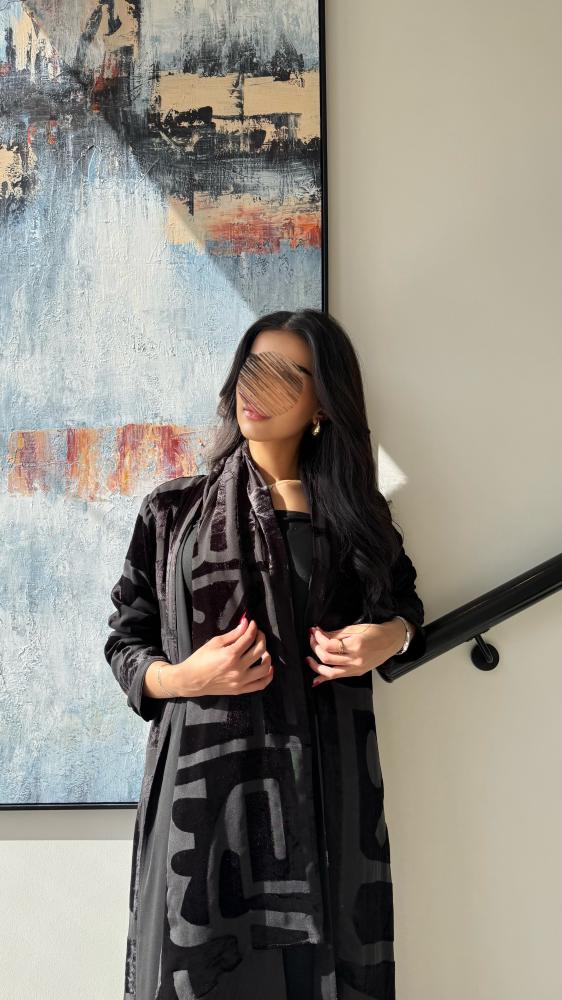 Indian chiffon abaya with geometric patterns, velvet-lined, black color
