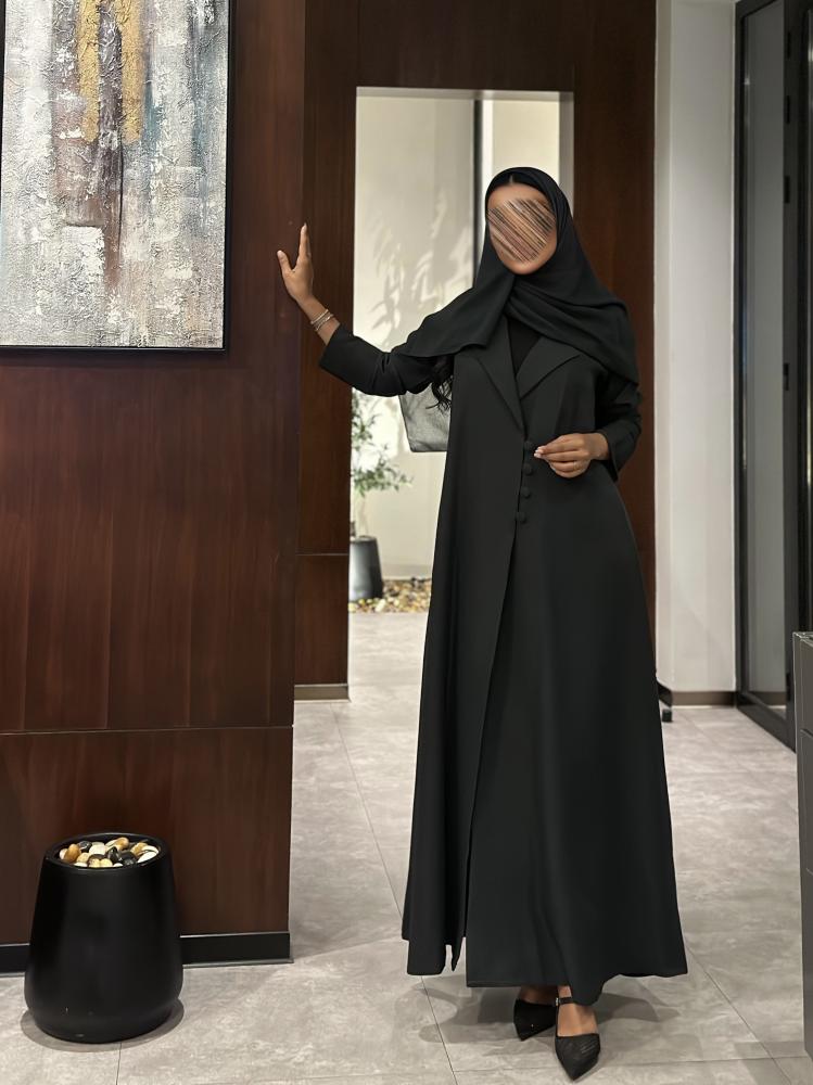 عباية بليزر زيتي كريب تايواني نص كلوش