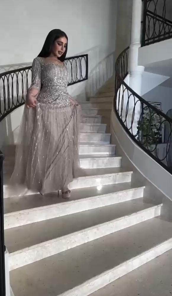 فستان
