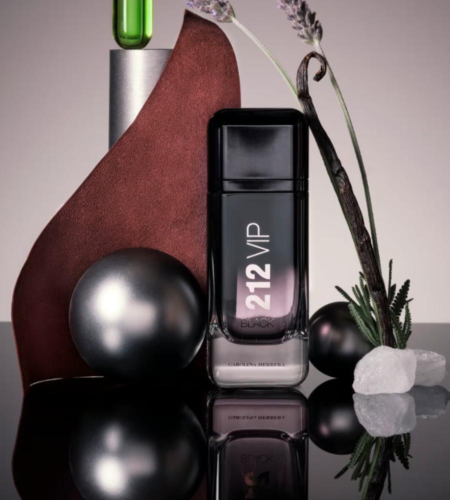 عطر كارولينا هيريرا 212 VIP بلاك الرجالي او دو بارفيوم 100مل