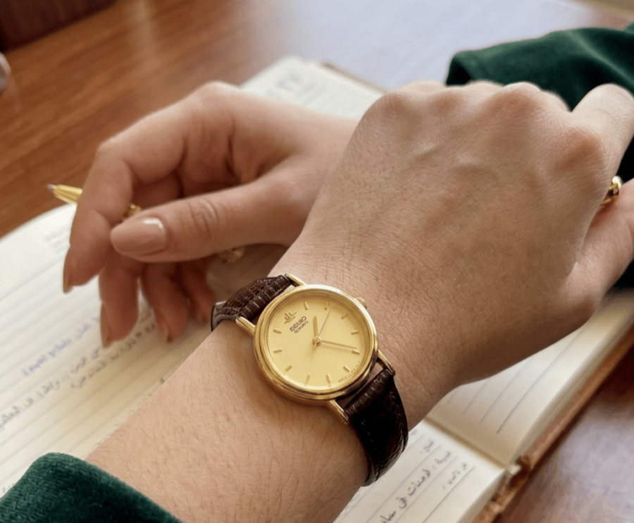 ساعة سيكو جلاكسي الرقيقة انالوج كوارتز المميزة (thin watch) 18mm-24mm مينا ذهبي حزام جلد فاخر للنساء - Vintage S15