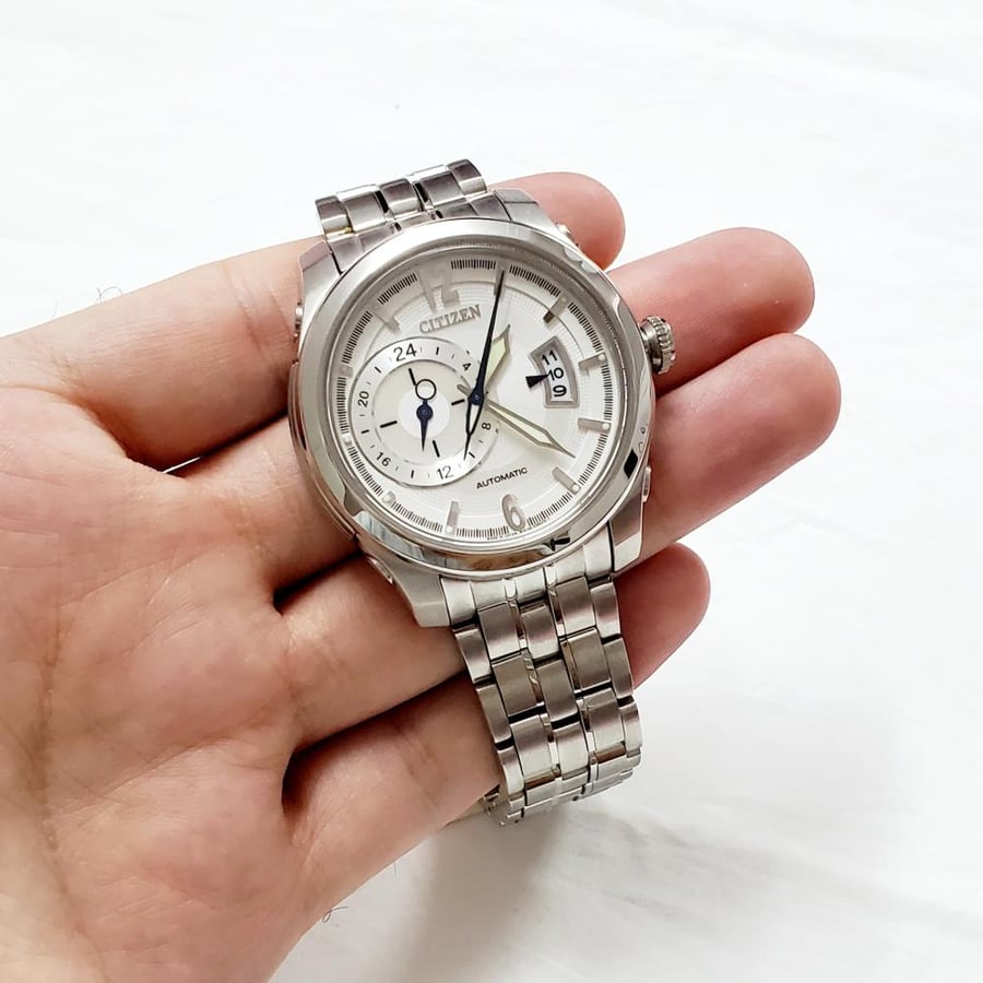 ساعة سيتزن اليابانية الفاخرة اوتوماتيك (Citizen Meccanico) بتاريخين مقاس 47mm ستانلس ستيل فضي للرجال فنتج - NP3000-54A