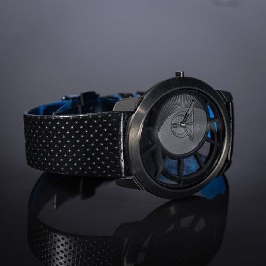 ساعة تايتان الهندية الرقيقة انالوج كوارتز  TITAN EDJ WATCH NEW - ND1576NL01A