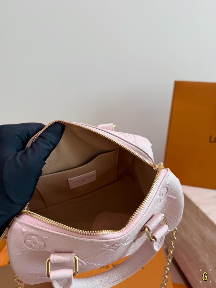 شنطة لويس فيتون سبيدي باندوليير 20 | Speedy Bandoulière 20