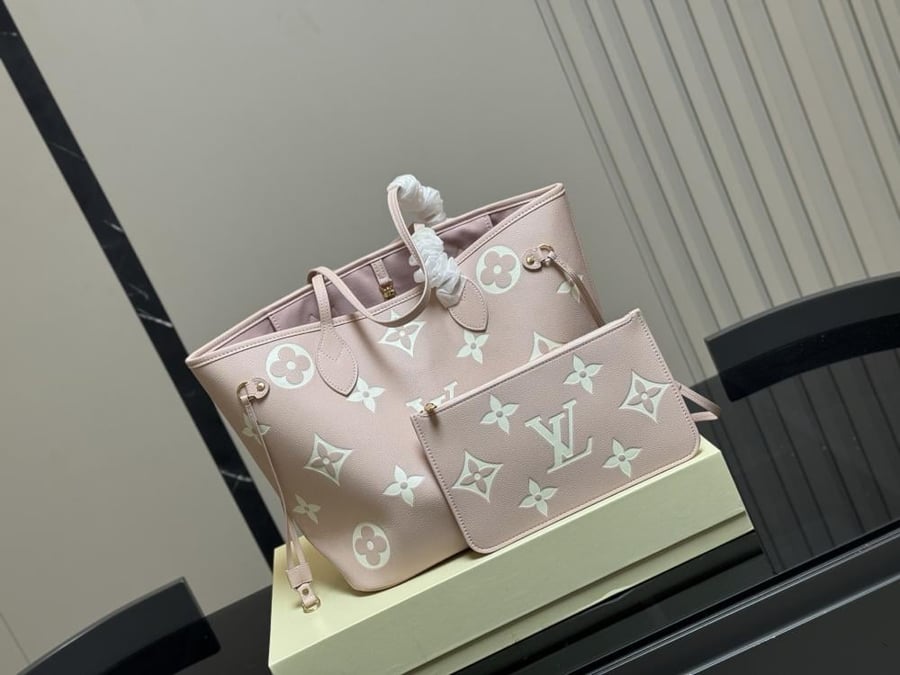 شنطة لويس فيتون نيفر فل Lv neverfull