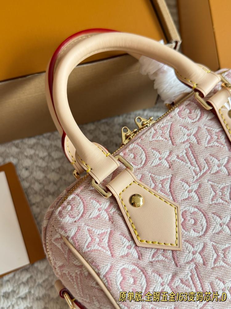 شنطة لويس فيتون سبيدي باندوليير 20 | Speedy Bandoulière 20