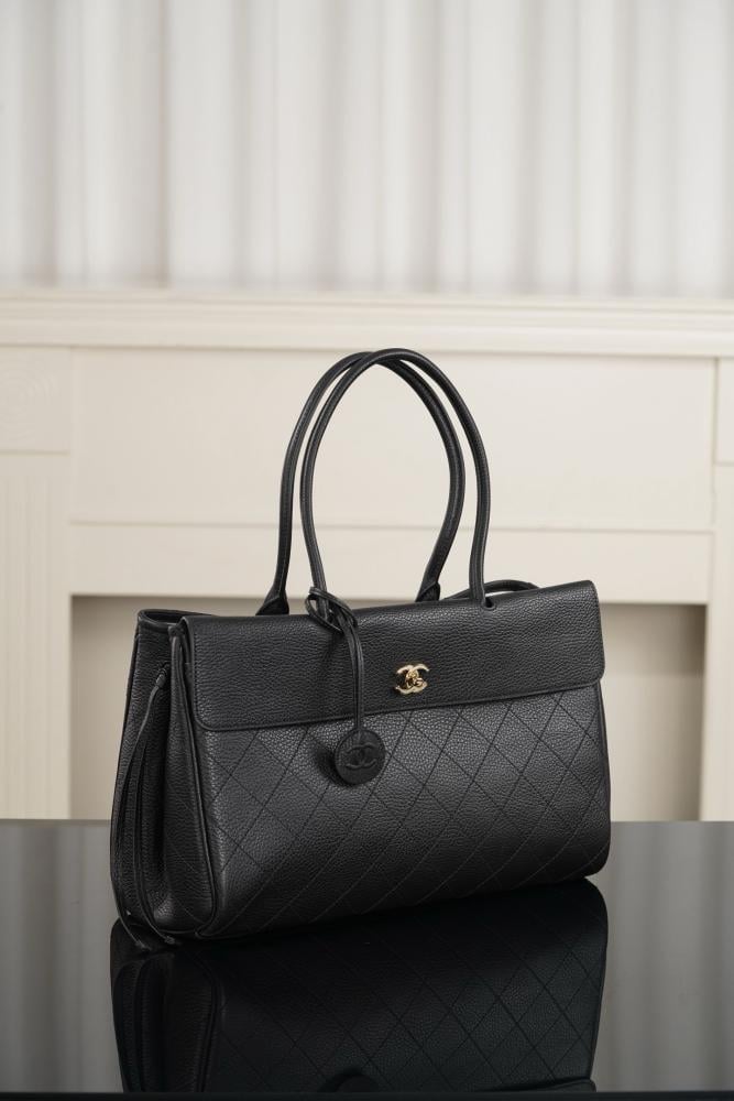 شنطة شانيل سيرف 26S غريند توت | 26S Cerf Grained Tote