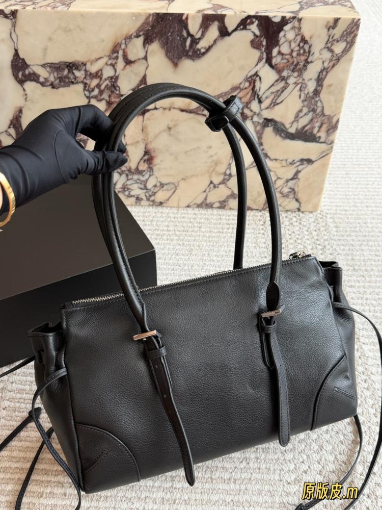 شنطة برادا Prada Bonnie