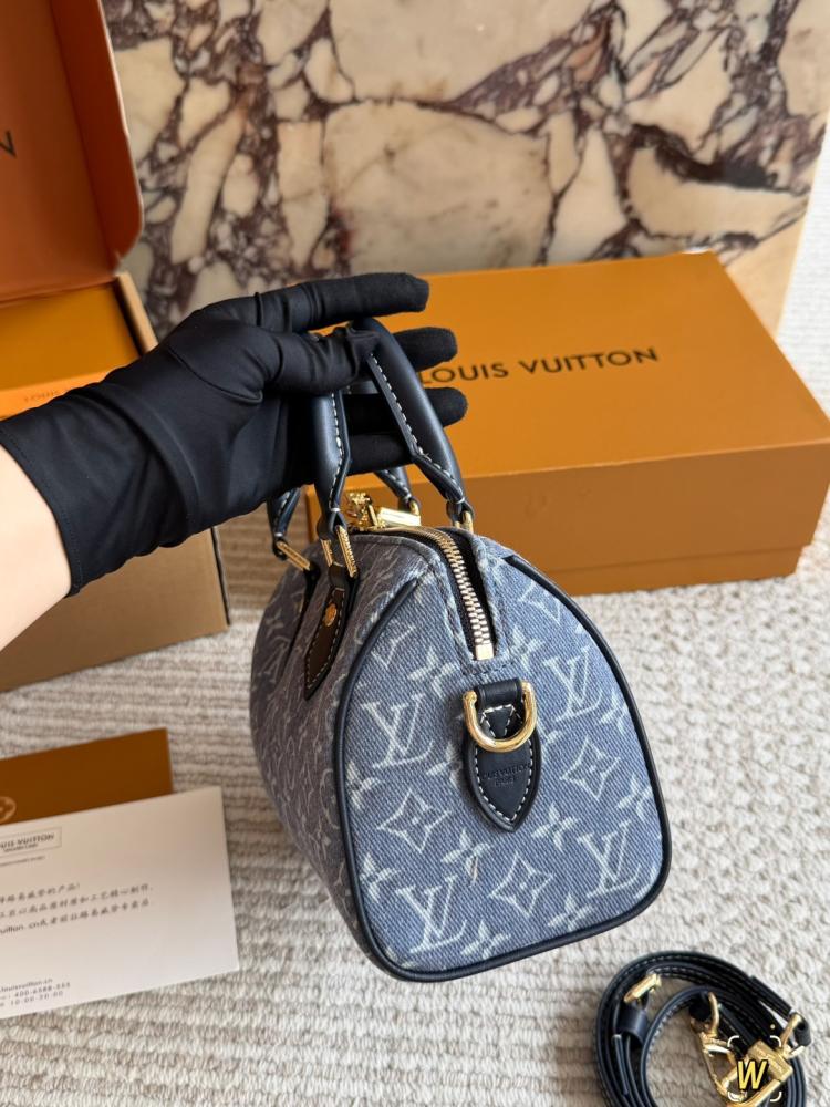 شنطة لويس فيتون سبيدي باندوليير 20 | Speedy Bandoulière 20