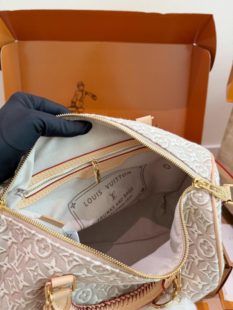 شنطة لويس فيتون سبيدي باندوليير 30 | Speedy Bandoulière 30