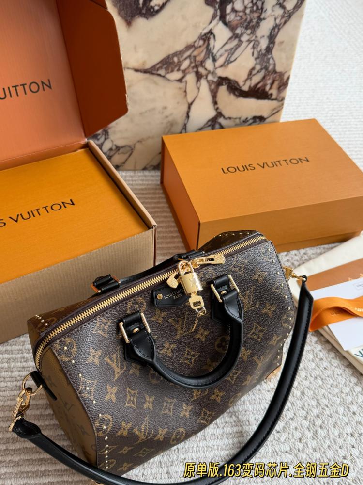 شنطة لويس فيتون سبيدي سوفت 25 | Speedy Soft Trunk 25