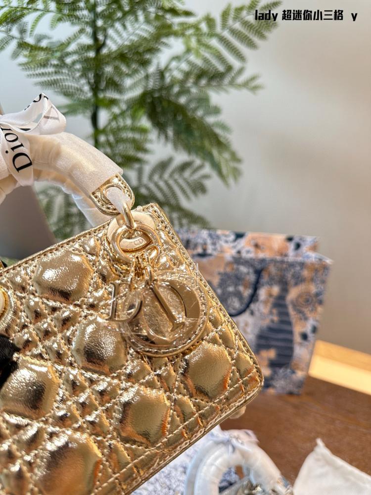 شنطة ديور ميني 13cm Lady Dior mini (متوفرة بعدة الوان)