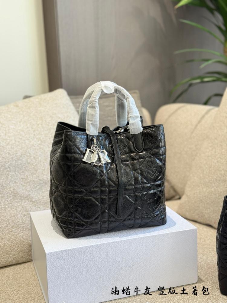 شنطة ديور Toujours (متوفرة بعدة احجام)