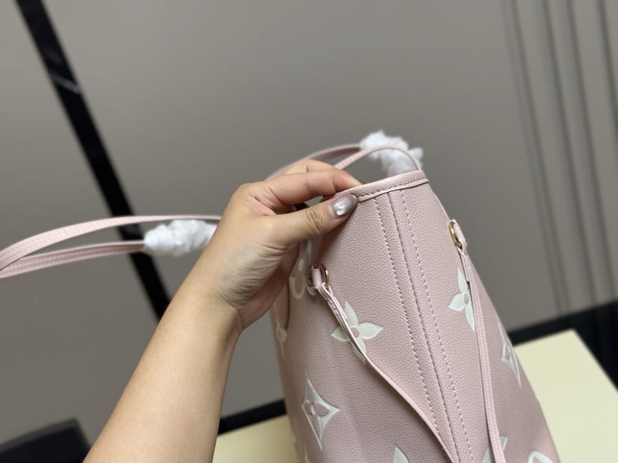 شنطة لويس فيتون نيفر فل Lv neverfull