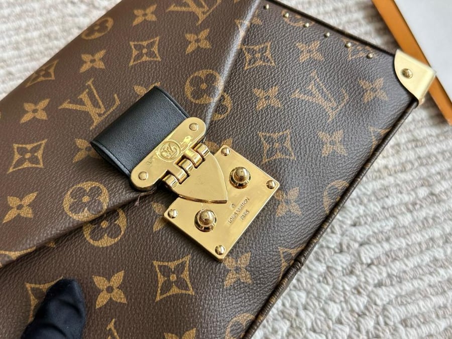 شنطة لويس فيتون Trunkie