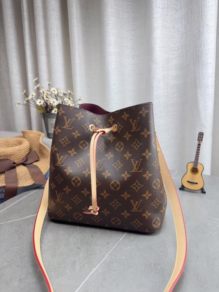 شنطة لويس فيتون 26cm  نيونوي بي بي | Néonoé BB
