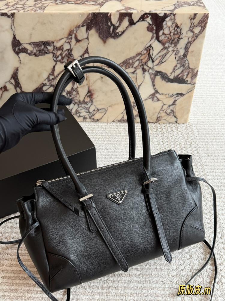 شنطة برادا Prada Bonnie