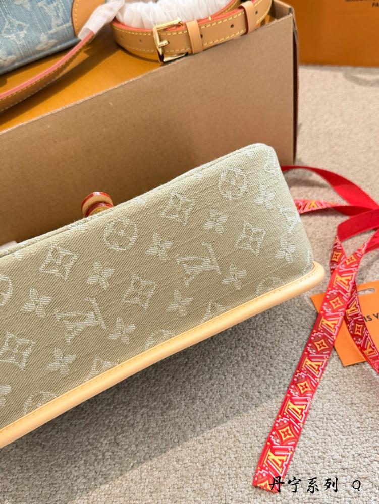 شنطة لويس فيتون LV Diane (متوفرة بعدة الوان)