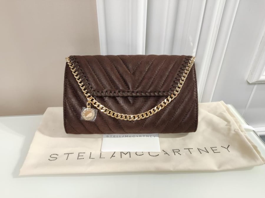 شنطة ستيلا مكارتني Falabella Chevron