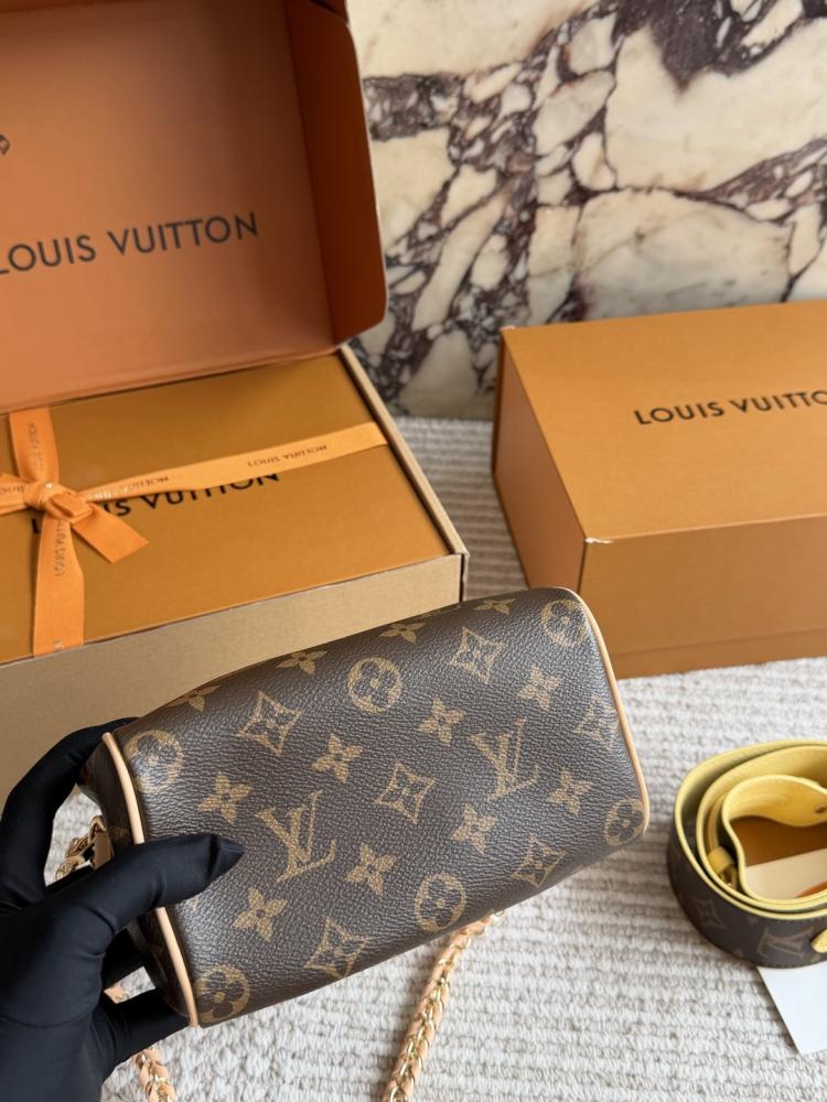 شنطة لويس فيتون سبيدي باندوليير 20 | Speedy Bandoulière 20