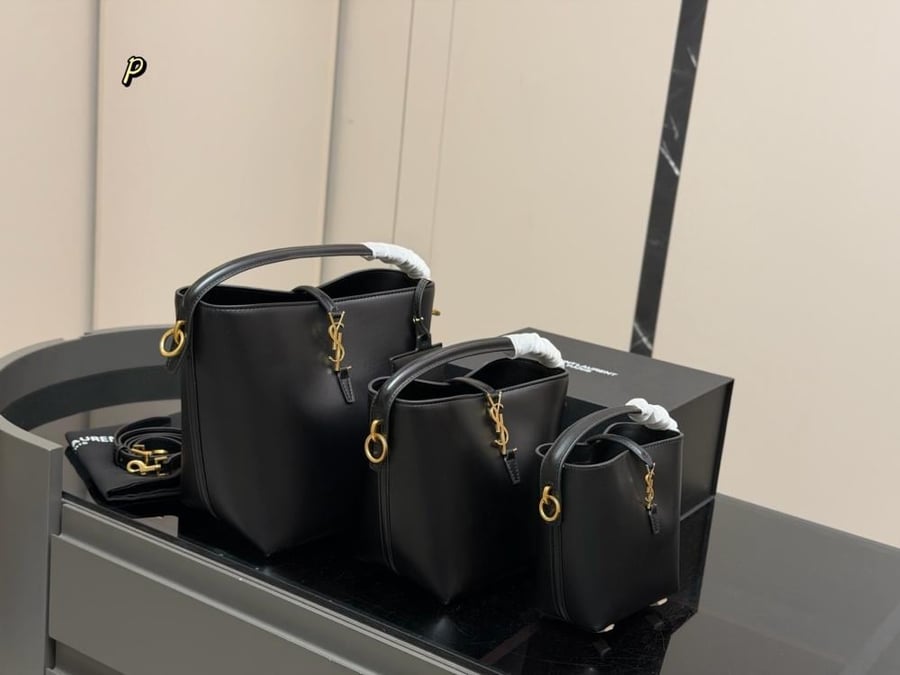 شنطة سان لوران Ysl Le 37 (متوفرة بعدة احجام والوان)