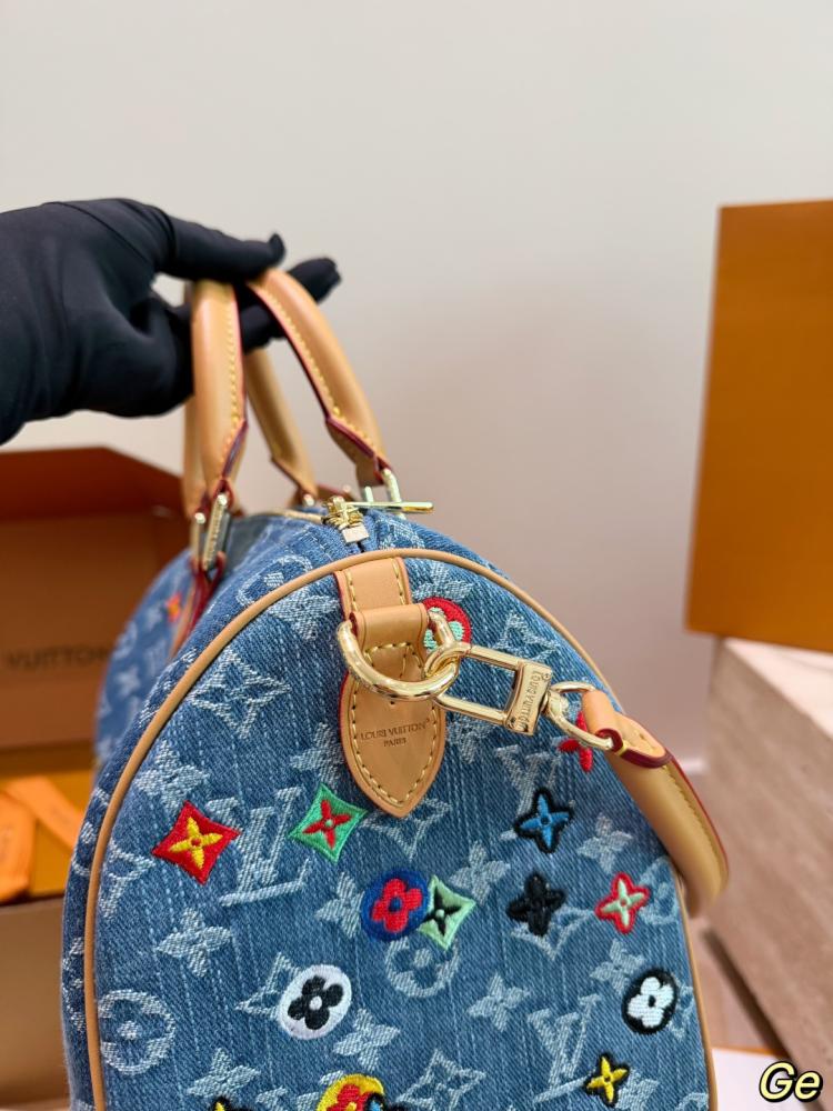 شنطة لويس فيتون سبيدي باندوليير 30 | Speedy Bandoulière 30 (متوفرة بعدة الوان)