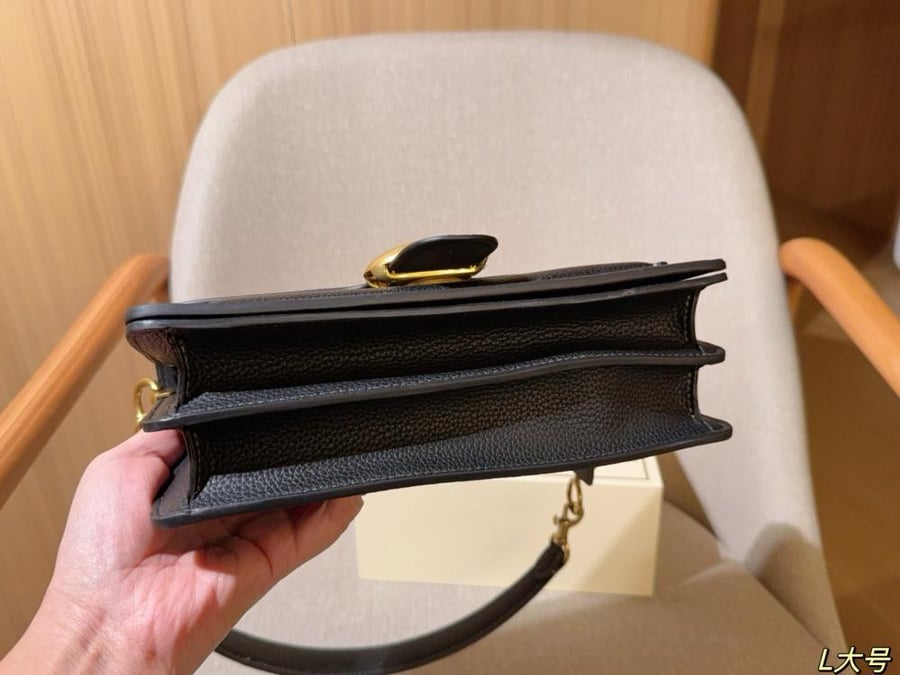 شنطة كوتش تابي Tabby مقاس 26cm