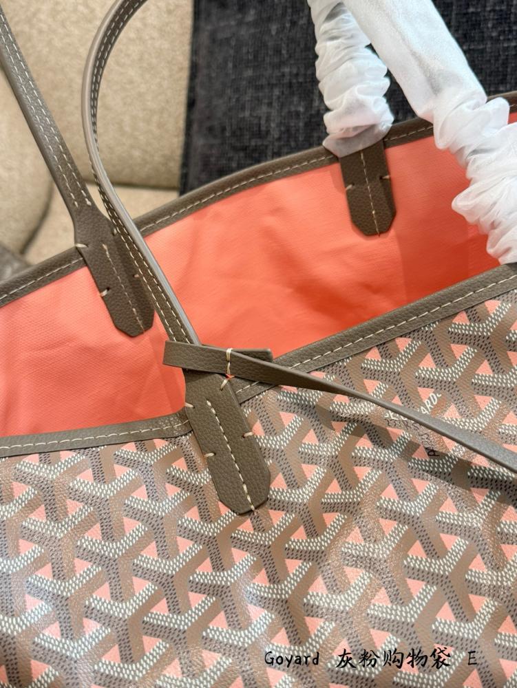 شنطة قويارد Tote (متوفرة بعدة احجام)