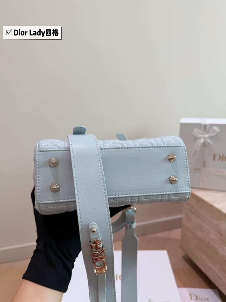 شنطة ديور ليدي ديور | Lady Dior (متوفرة بعدة الوان) 20cm