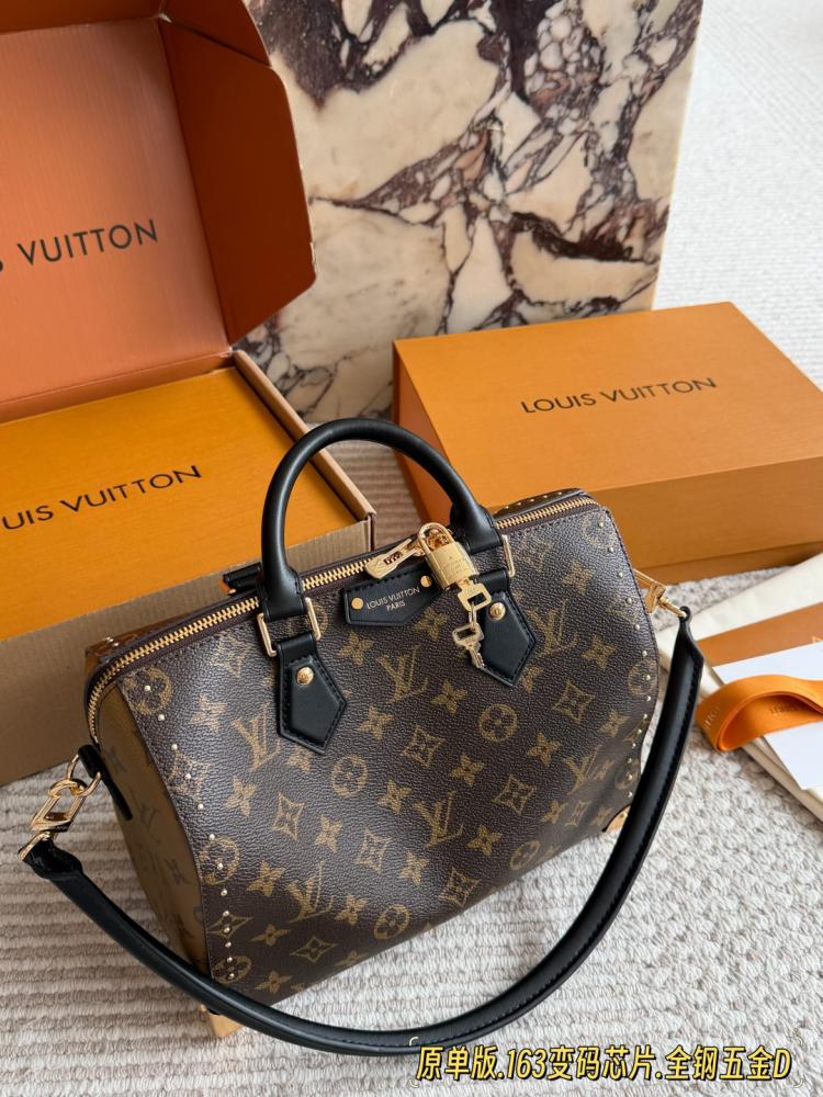 شنطة لويس فيتون سبيدي سوفت 25 | Speedy Soft Trunk 25