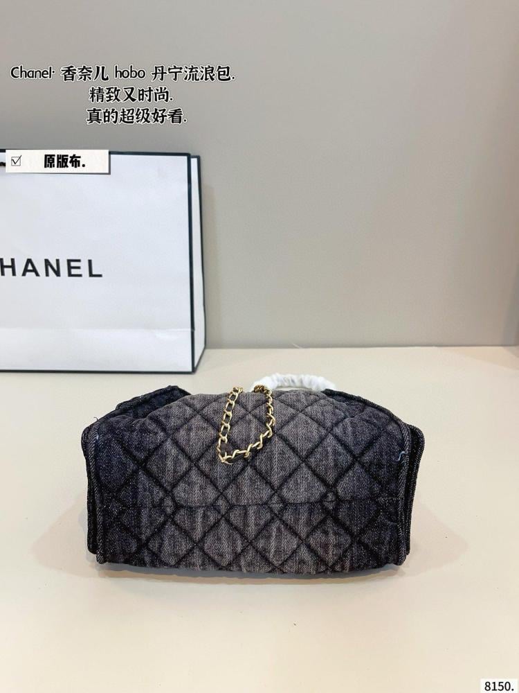 شنطة شانيل ميني هوبو hobo mini مقاس 22cm