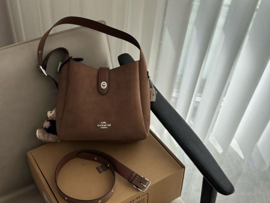 شنطة كوتش هادلي Hadley ( متوفرة بعدة الوان )