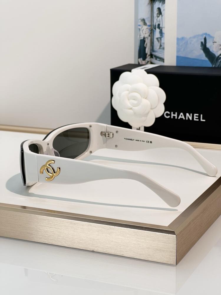 نظارات شانيل (CHANEL) الشمسية
