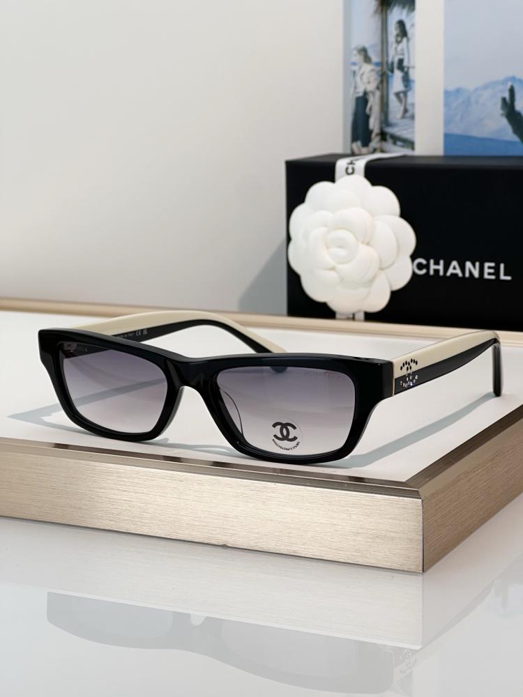 نظارات شانيل (CHANEL)